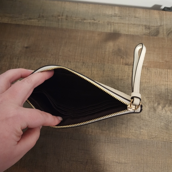 Coach ostrich wristlet - Picture 4 of 5